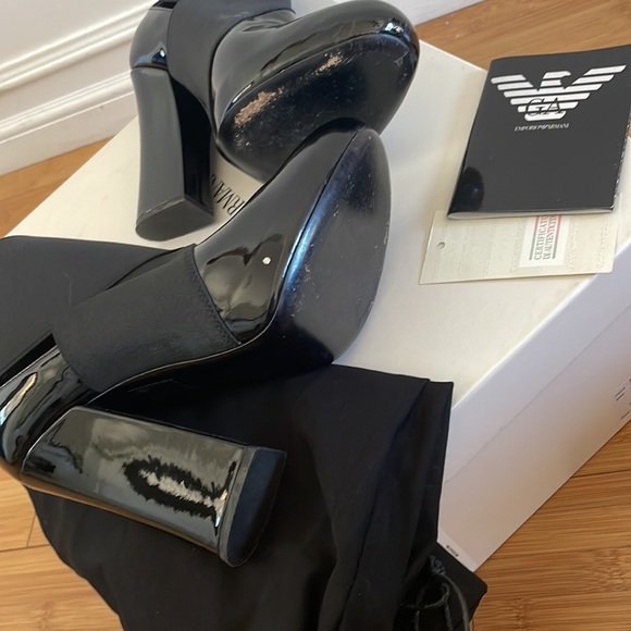 Emporio Armani black patent leather booties 38 - Picture 5 of 11
